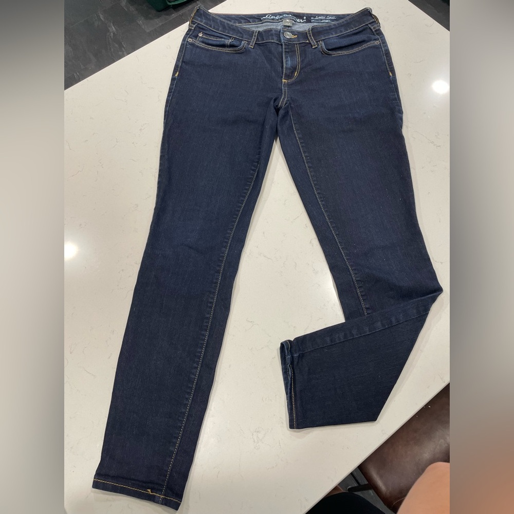 EDDIE BAUER women’s size 6 “slightly curvy” fit “skinny jeans”